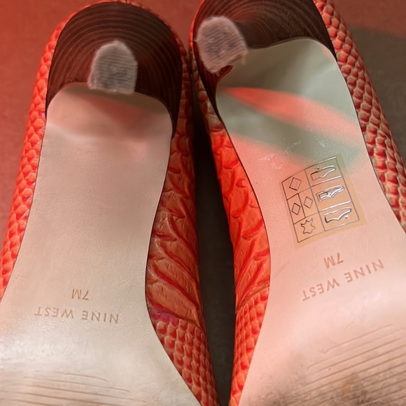 Nine West heels - Picture 5 of 7